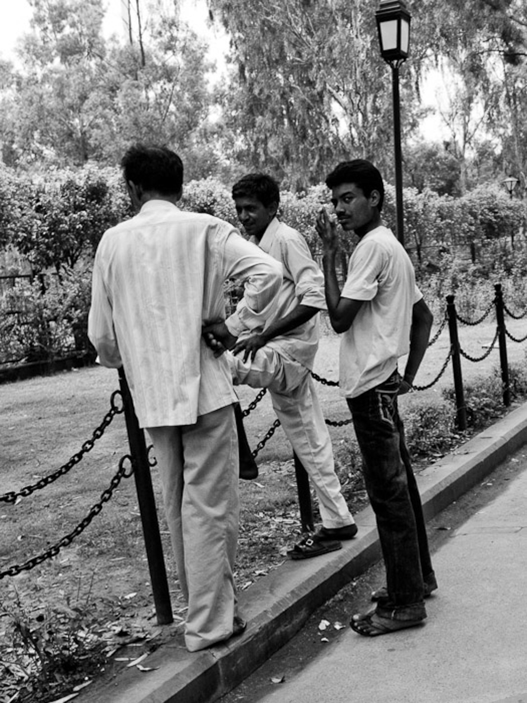 299216 3999141 india men